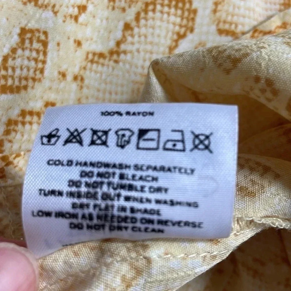 Faithfull the brand yellow snake print tie front long sleeve blouse size 4 - Picture 7 of 9